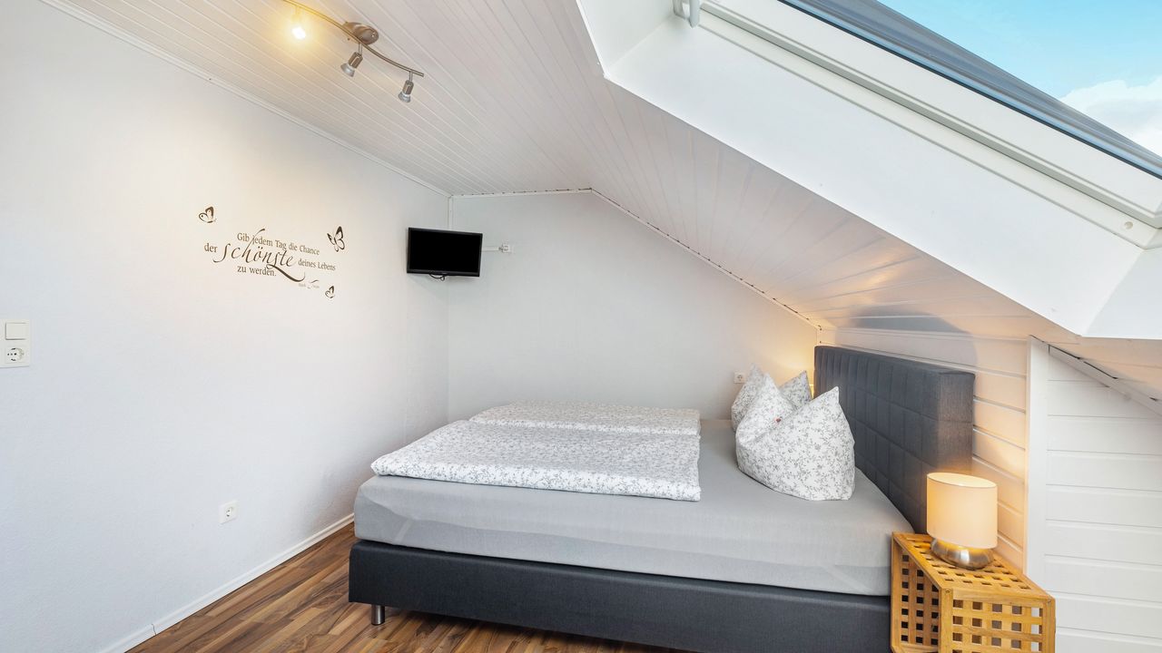 INSIDE, OUTSIDE INSIDE, OUTSIDE